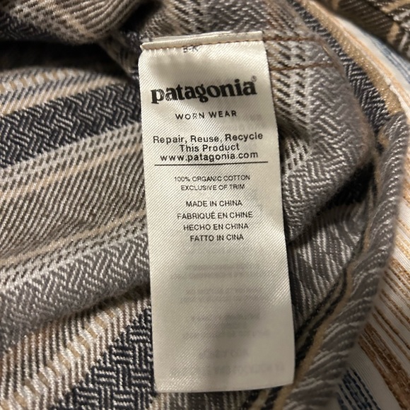 Patagonia Fjord Flannel Shirt Size Small - Picture 3 of 6